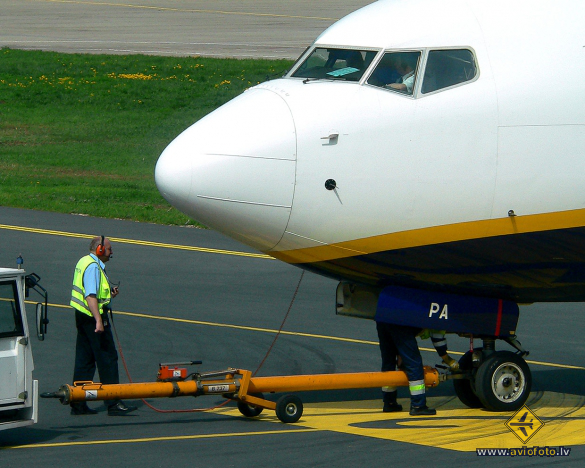 Boeing 737-8AS